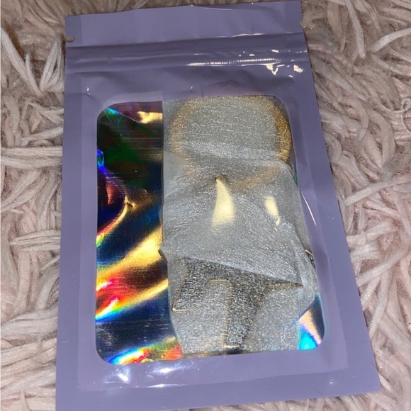 Brand NEW In Packaging Stoney Clover Lane 2-Tone Vintage ✈️ Airplane ✈️ Keychain - Picture 3 of 7